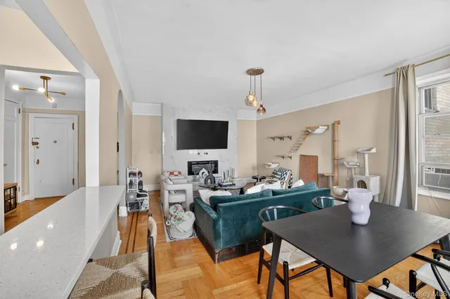 $185,000 | 219 Bronx River Road, Unit 4N, Yonkers, NY 10704