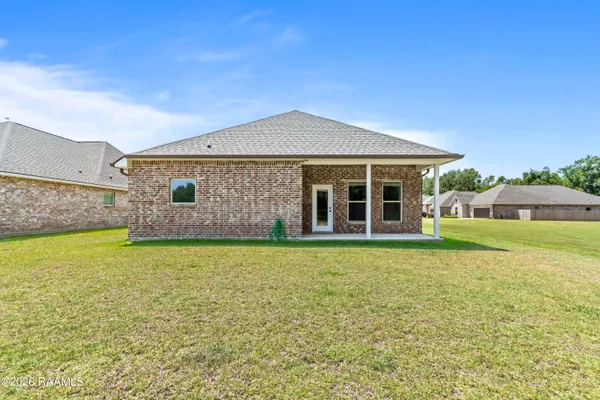 $2,100 | 128 Rose Of Sharon Lane, Lafayette, LA 70508