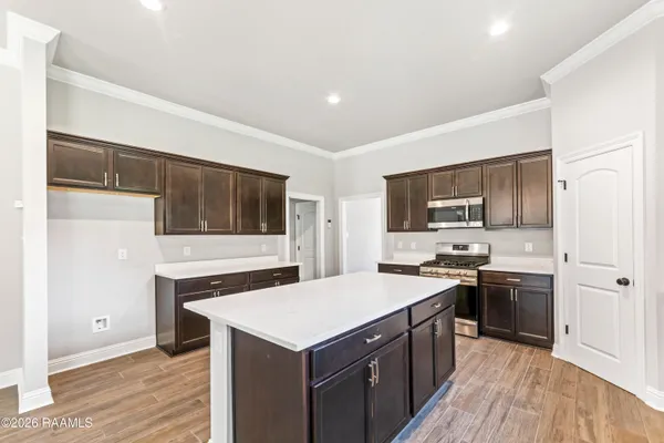 $2,100 | 128 Rose Of Sharon Lane, Lafayette, LA 70508