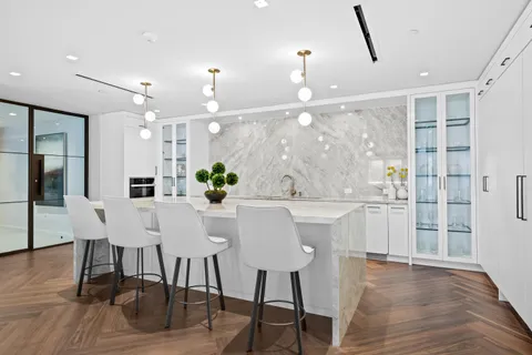 $6,750,000 | 210 Southeast Mizner Boulevard, Unit 301, Boca Raton, FL 33432