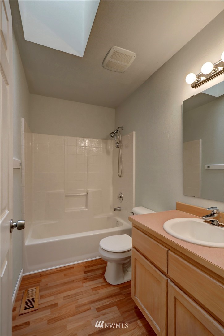 3216 201st Place Southeast Bothell, WA 98012 - Photo 15 of 17