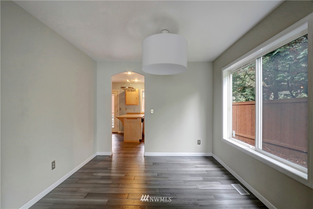 3216 201st Place Southeast Bothell, WA 98012 - Photo 9 of 17