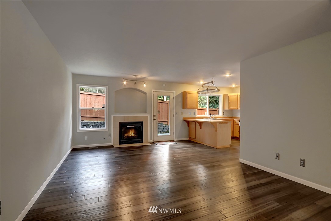 3216 201st Place Southeast Bothell, WA 98012 - Photo 10 of 17