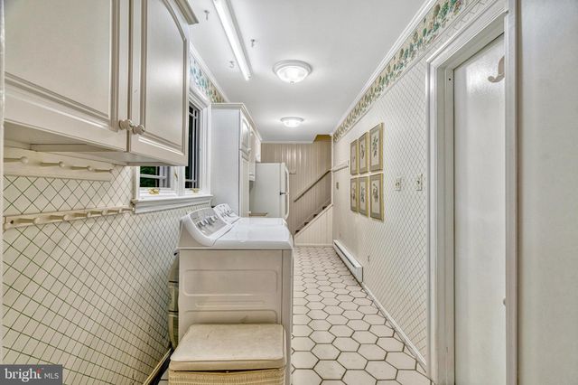 $2,100,000 | 7719 Crossover Drive, McLean, VA 22102