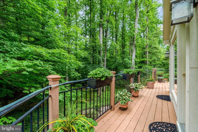 $2,100,000 | 7719 Crossover Drive, McLean, VA 22102