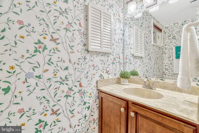 $2,100,000 | 7719 Crossover Drive, McLean, VA 22102