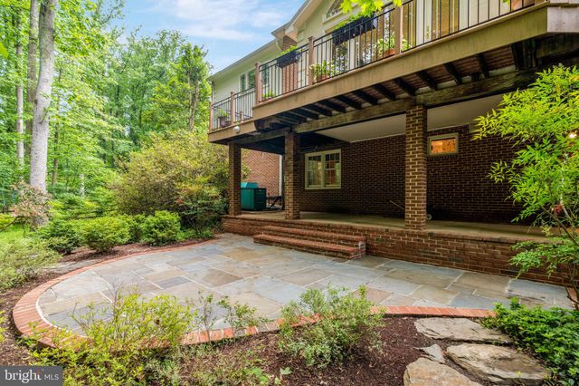$2,100,000 | 7719 Crossover Drive, McLean, VA 22102