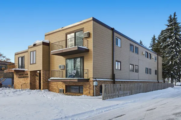 $132,499 | 1219 7th Street South, Unit 1, Moorhead, MN 56560