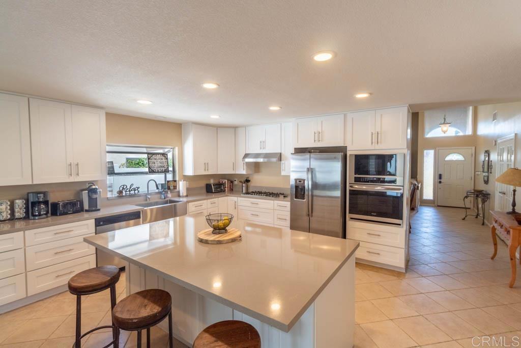 128 Roper Court Encinitas, CA 92024 - Photo 42 of 46 Gallery Image 42