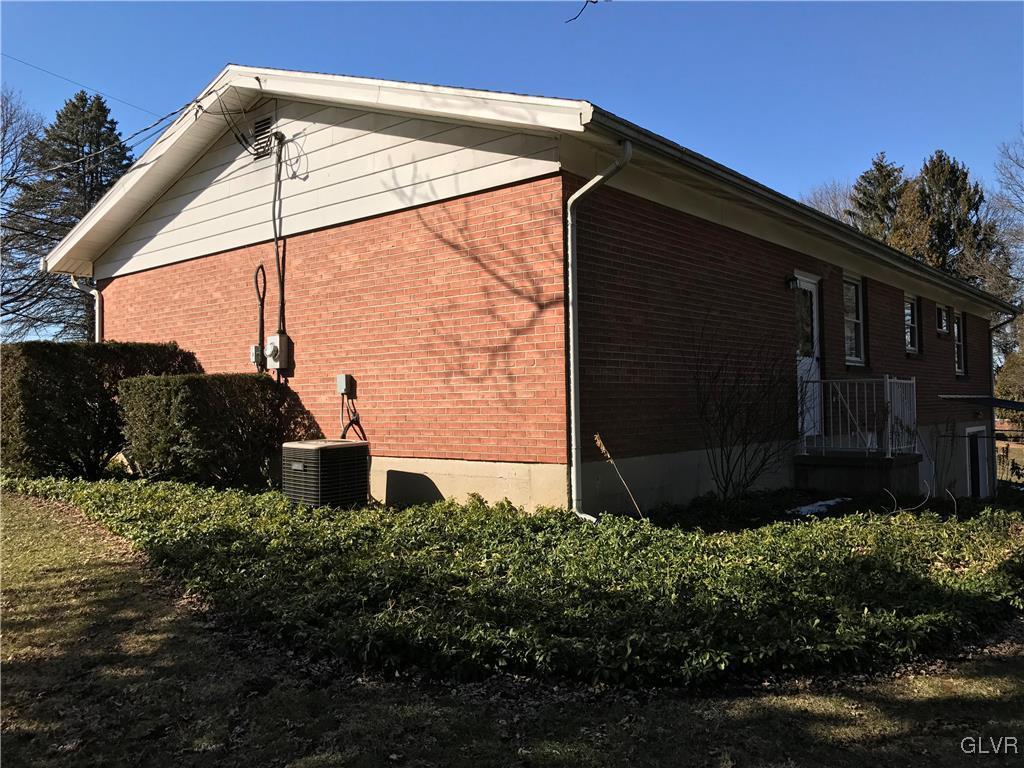 3360 Seiples Station Road Whitehall, PA 18052 - Photo 8 of 49 Gallery Image 8