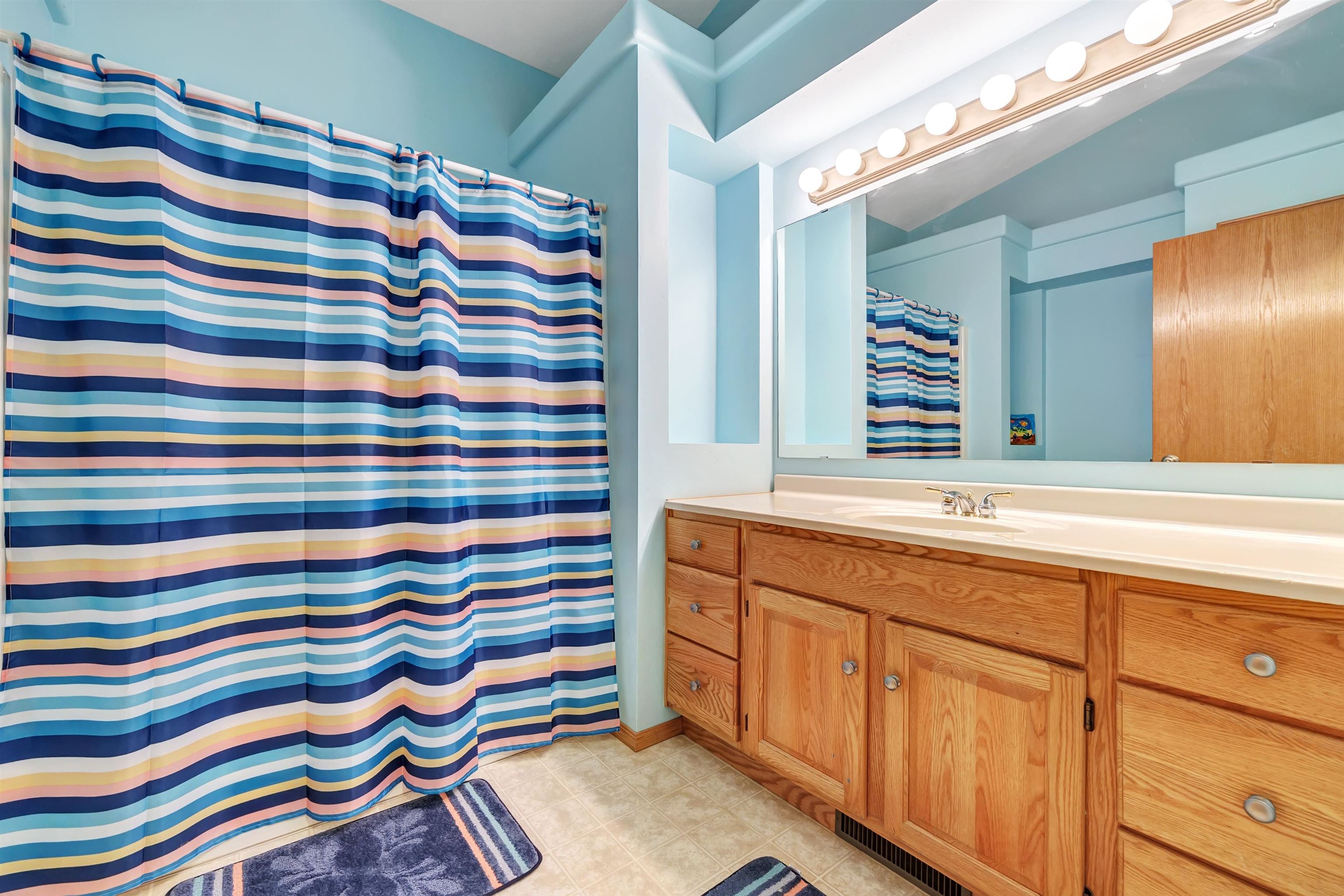 5142 Menominee Line Road Gillett, WI 54124 - Photo 17 of 52