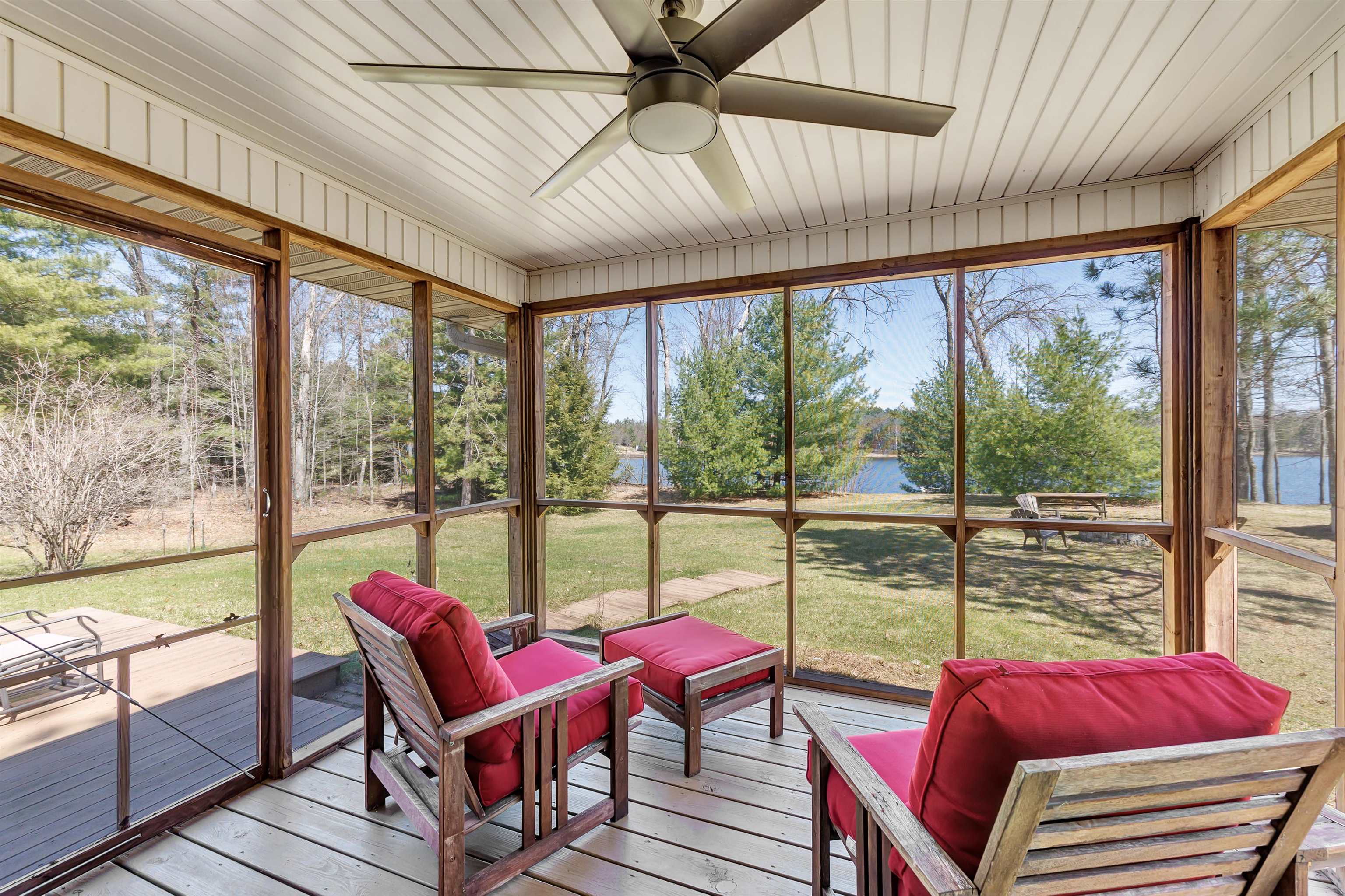 5142 Menominee Line Road Gillett, WI 54124 - Photo 25 of 52