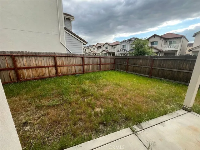 $2,575 | 6196 Fowler Avenue, Sacramento, CA 95828