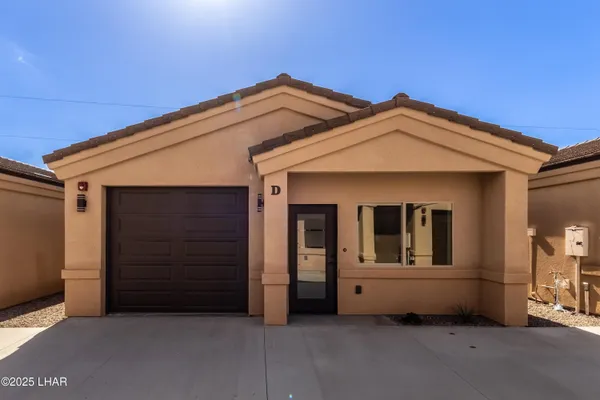 $285,000 | 2778 McCulloch Boulevard North, Unit D, Lake Havasu City, AZ 86403
