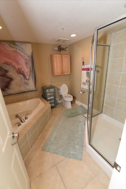 27800 Canal Road, Unit 215 Orange Beach, AL 36561 - Photo 18 of 30 Master Bath