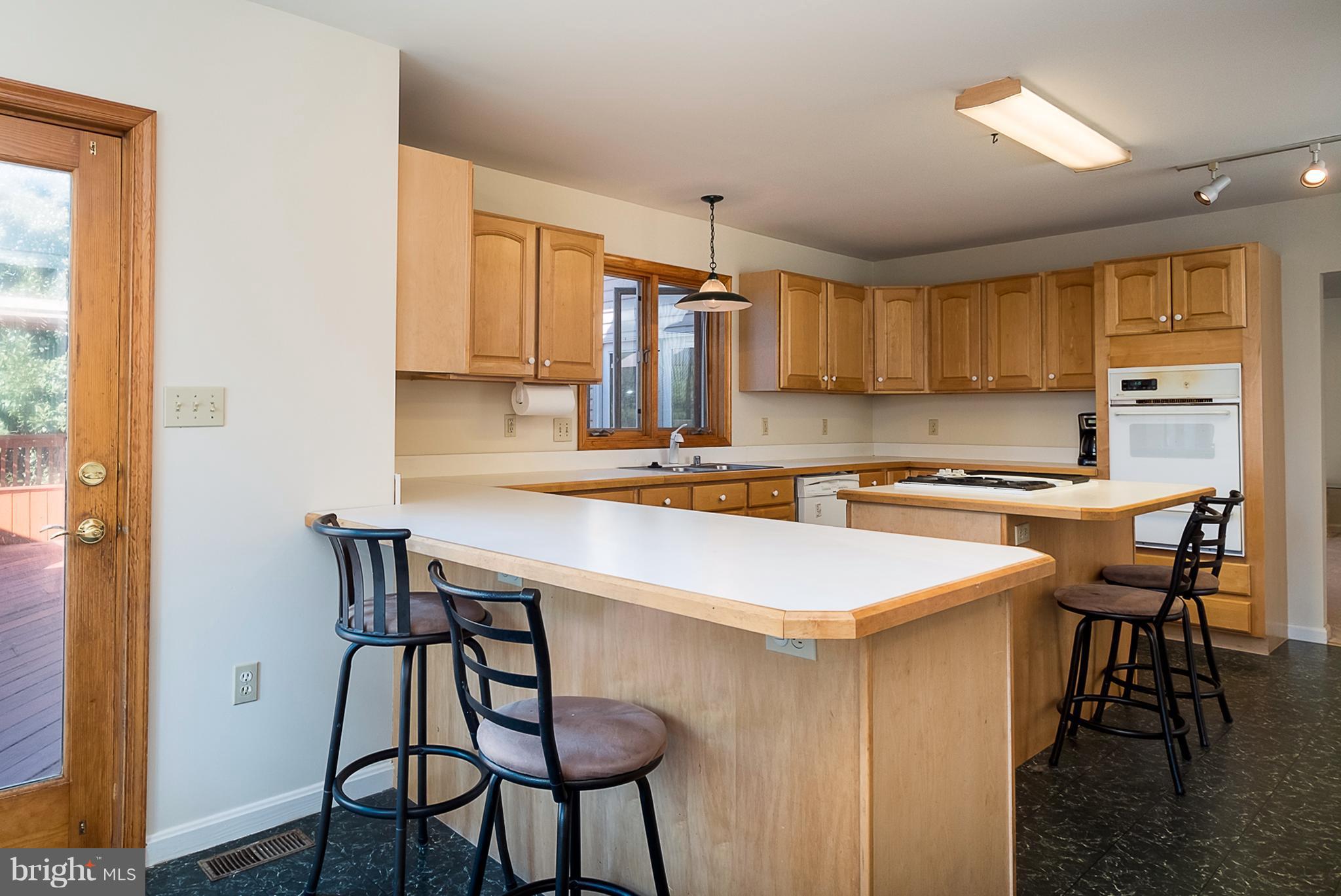 6294 Old Washington Road Elkridge, MD 21075 - Photo 7 of 30 Kitchen
