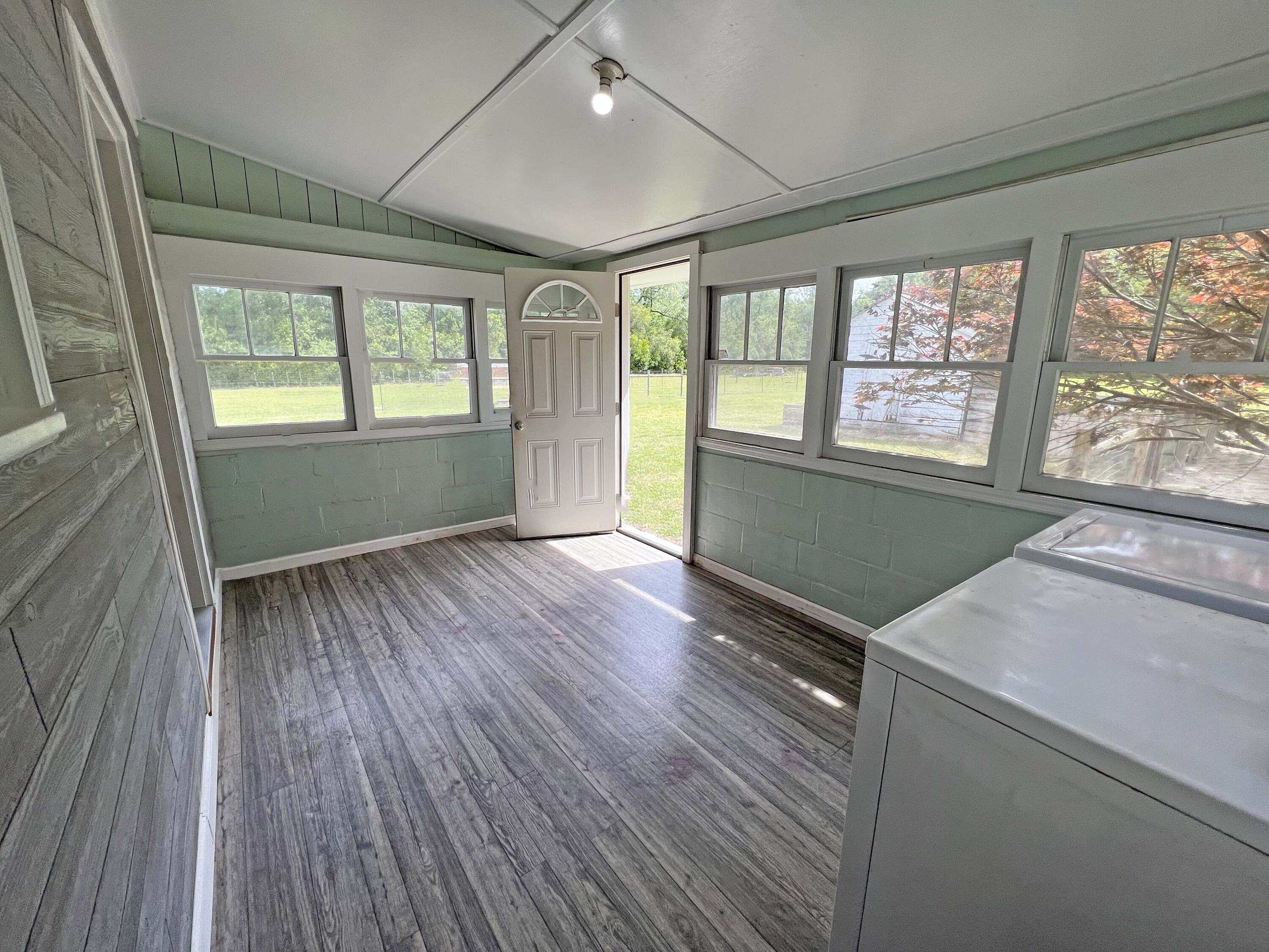 1315 State Rd S-38-81 Elloree, SC 29047 - Photo 19 of 38 22