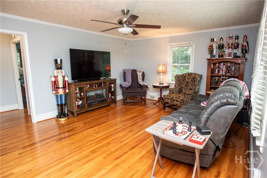 335 Robert Hardeman Road Winterville, GA 30683 - Photo 5 of 37