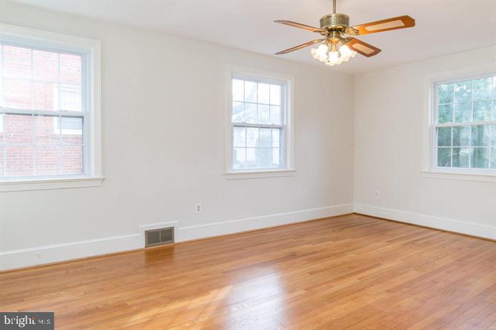 1667 Primrose Road Northwest Washington, DC 20012 - Photo 12 of 28