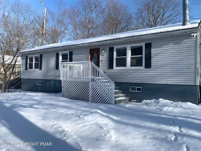 $2,100 | 4633 Burnside Drive, Tobyhanna, PA 18466