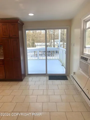 $2,100 | 4633 Burnside Drive, Tobyhanna, PA 18466