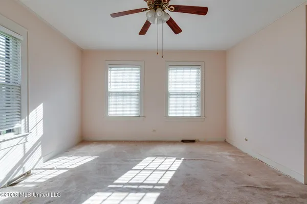 $150,000 | 104 East South Avenue, Crenshaw, MS 38621