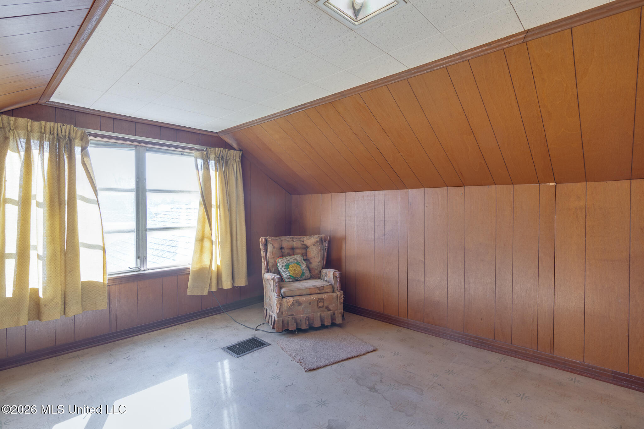 104 East South Avenue Crenshaw, MS 38621 - Photo 27 of 33 104 East South Avenue-39