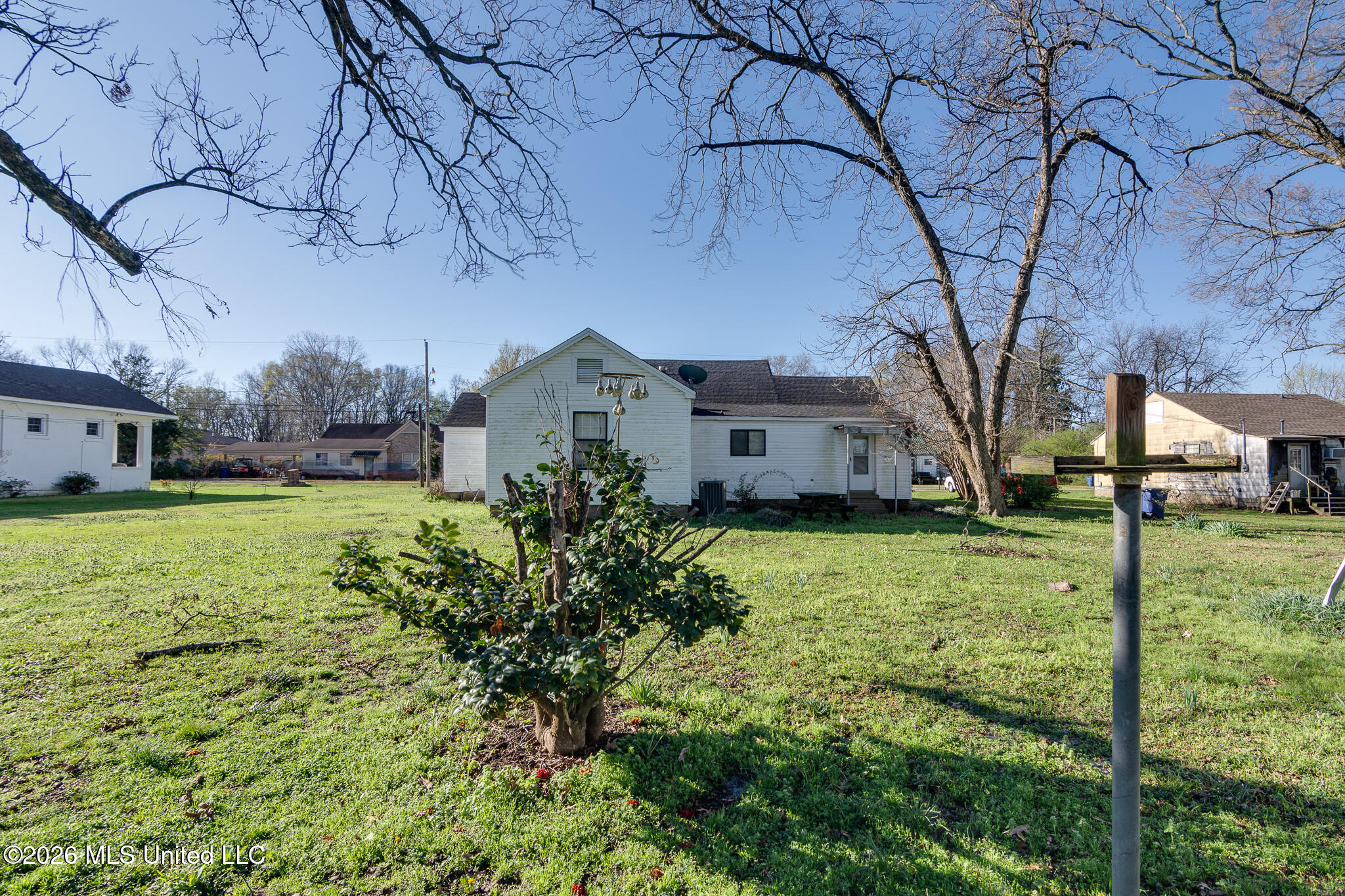 104 East South Avenue Crenshaw, MS 38621 - Photo 29 of 33 104 East South Avenue-47