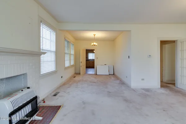 $150,000 | 104 East South Avenue, Crenshaw, MS 38621