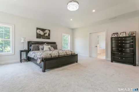 $1,195,000 | 4 Darcangelo Drive, Brookfield, CT 06804