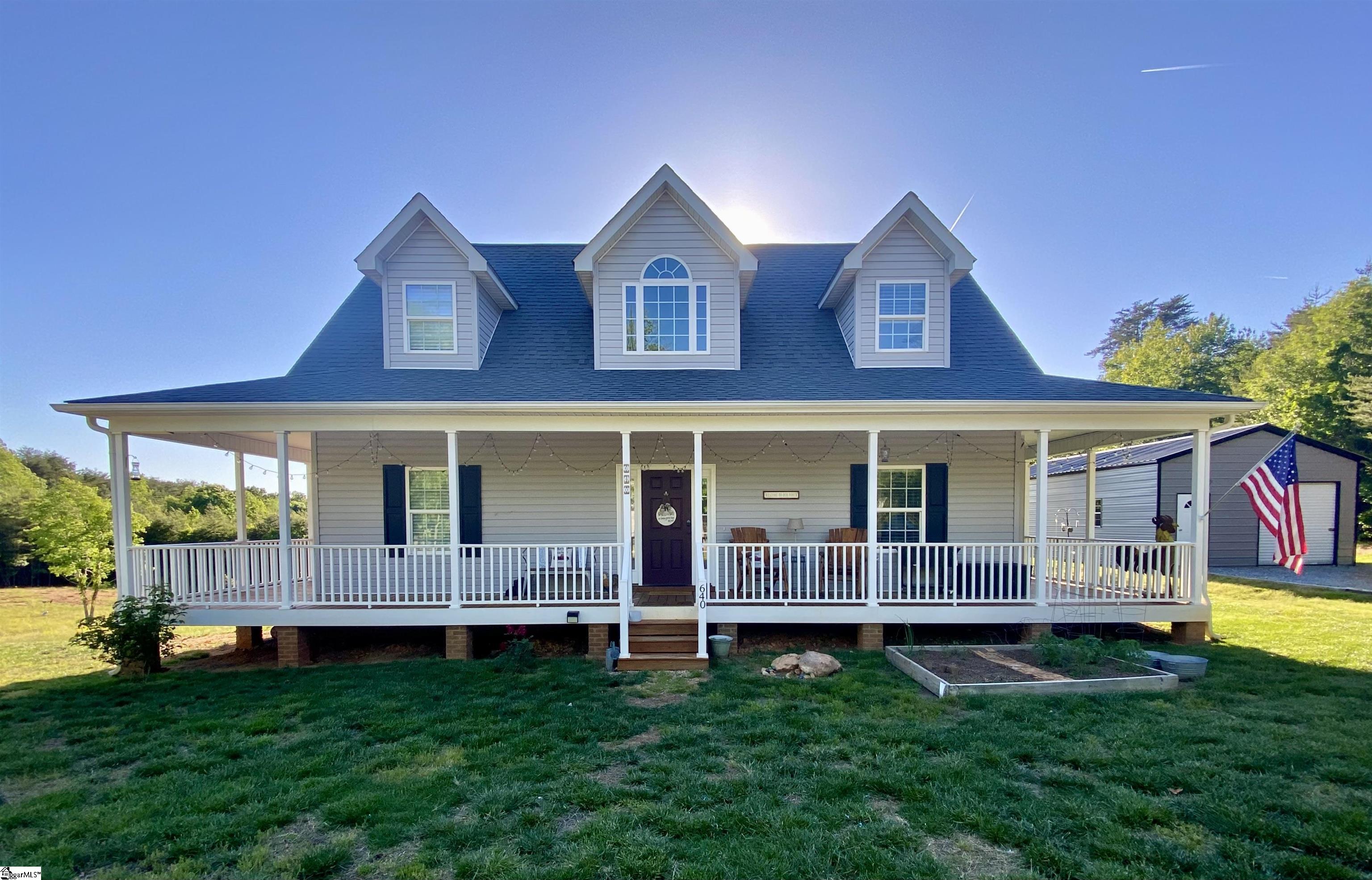 640 Hammett Grove Road Spartanburg, SC 29307 - Photo 1 of 33 Gallery Image 1