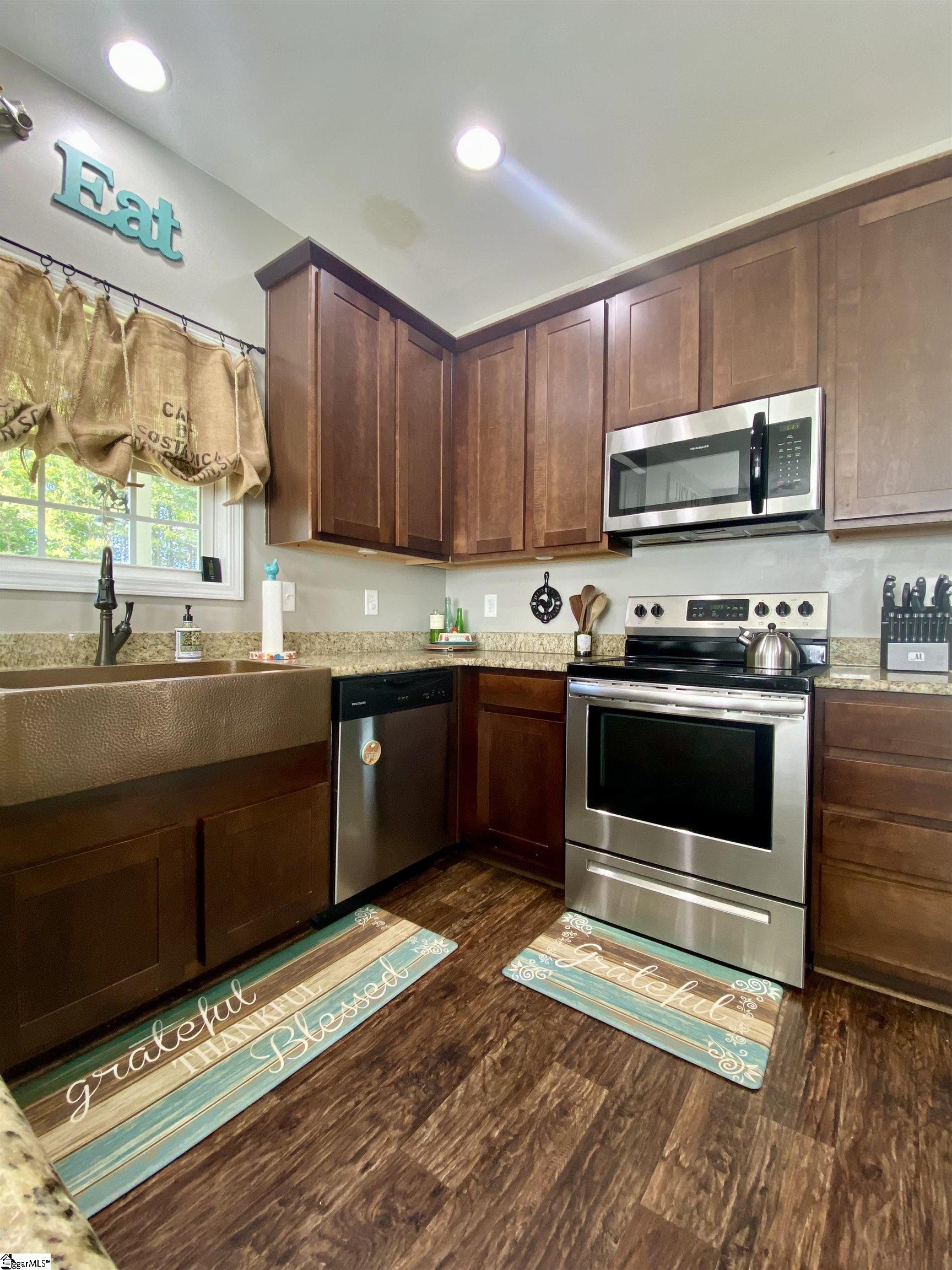 640 Hammett Grove Road Spartanburg, SC 29307 - Photo 12 of 33 Gallery Image 12