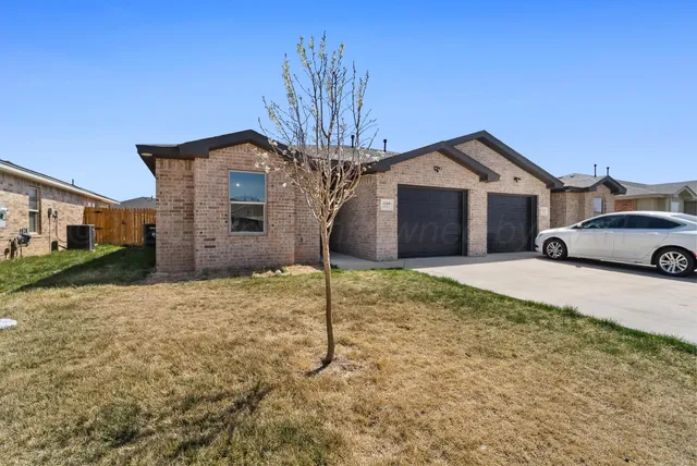 $350,000 | 1109 Caprock Street, Hereford, TX 79045