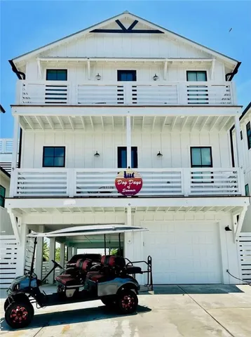 $1,300,000 | 410 North Station Street, Port Aransas, TX 78373