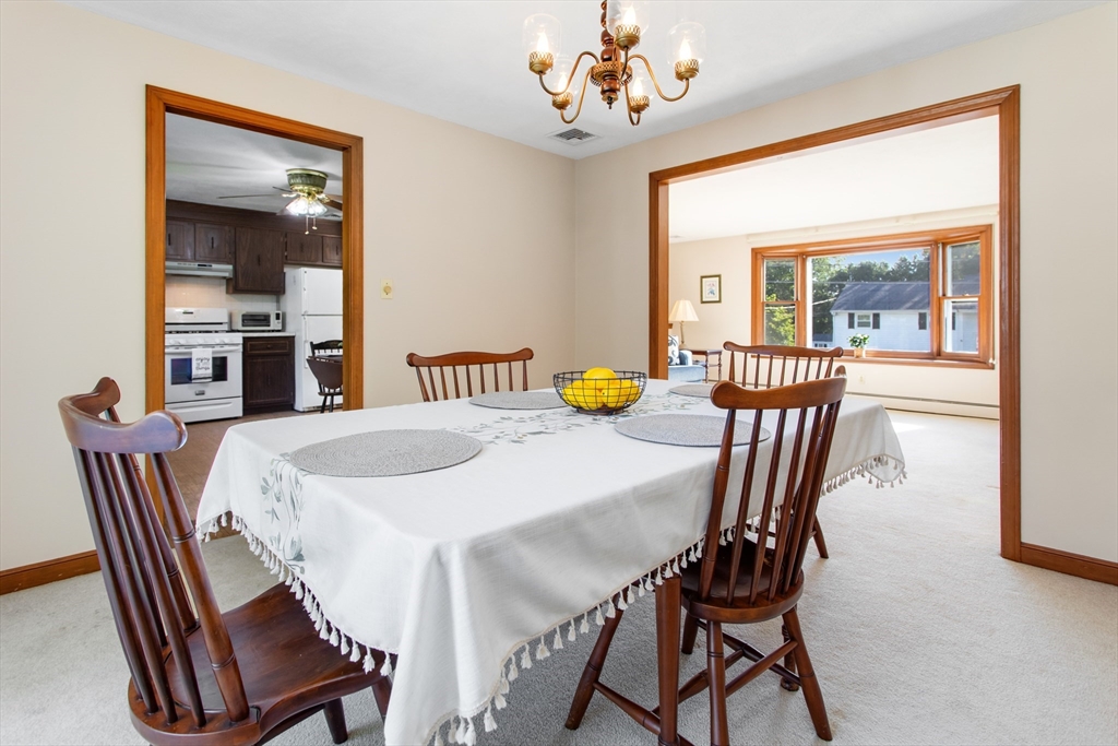 9 Hemlock Road Reading, MA 01867 - Photo 12 of 42 Gallery Image 12