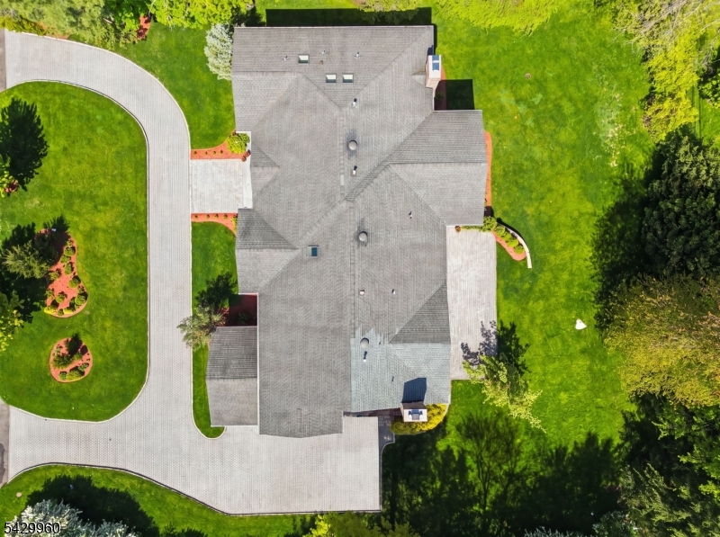 6 Grosvenor Road Short Hills, NJ 07078 - Photo 3 of 50 an aerial view of a house with outdoor space swimming pool