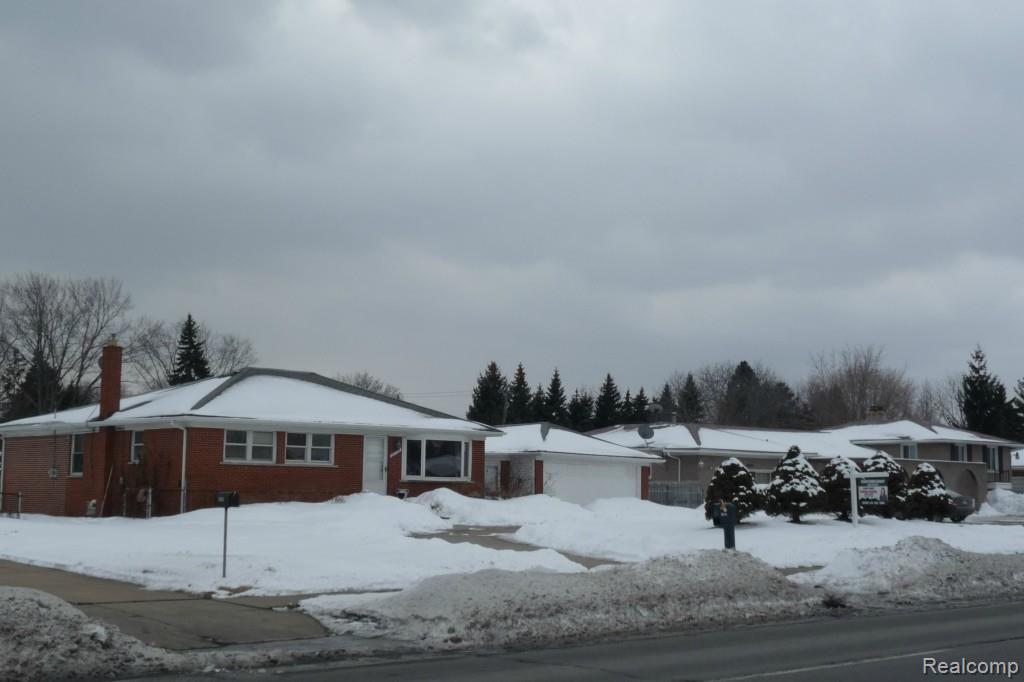 26751 Ford Road Dearborn Heights, MI 48127 - Photo 5 of 45 Ford 3.jpg