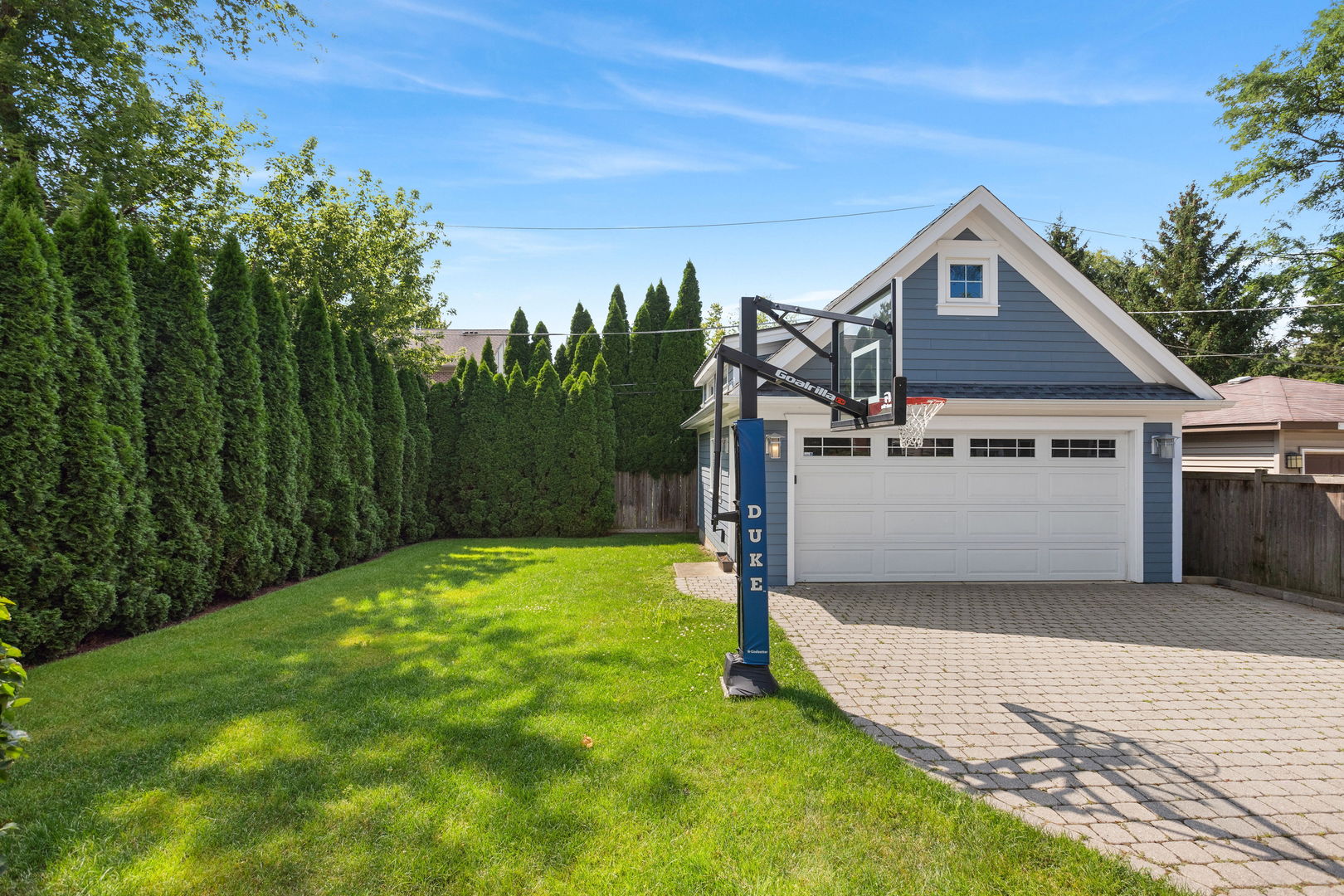 923 Harvard Lane Wilmette, IL 60091 - Photo 41 of 42 a view of a house with a yard and fence