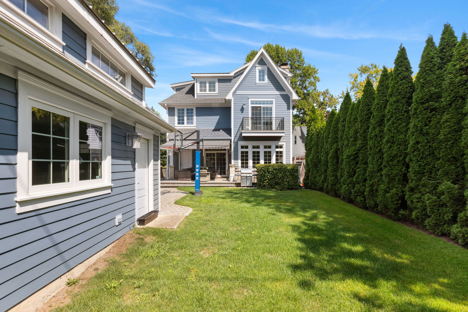 923 Harvard Lane Wilmette, IL 60091 - Photo 42 of 42 a front view of a house with a yard