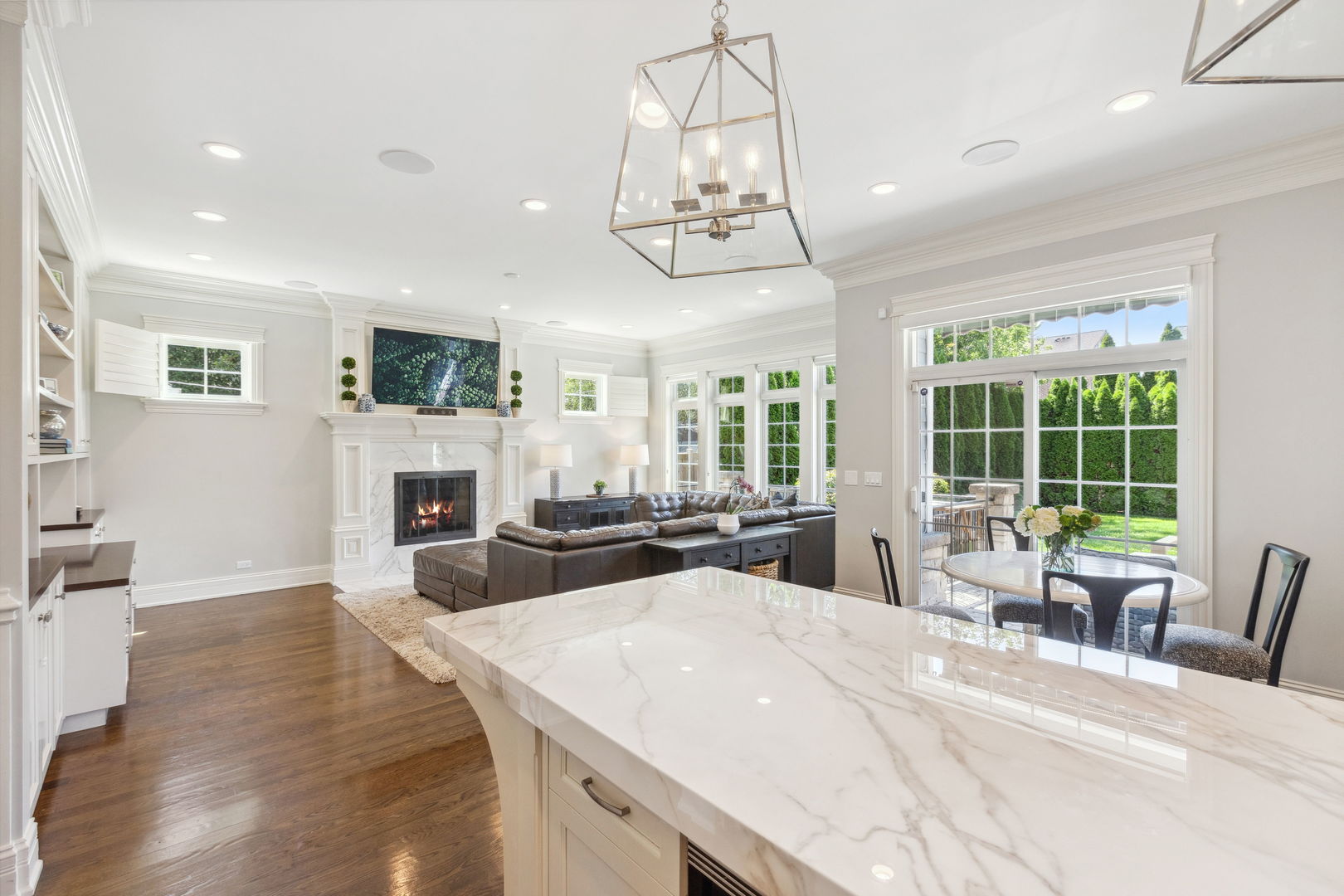 923 Harvard Lane Wilmette, IL 60091 - Photo 10 of 42 a view of a dining room with furniture window and outside view