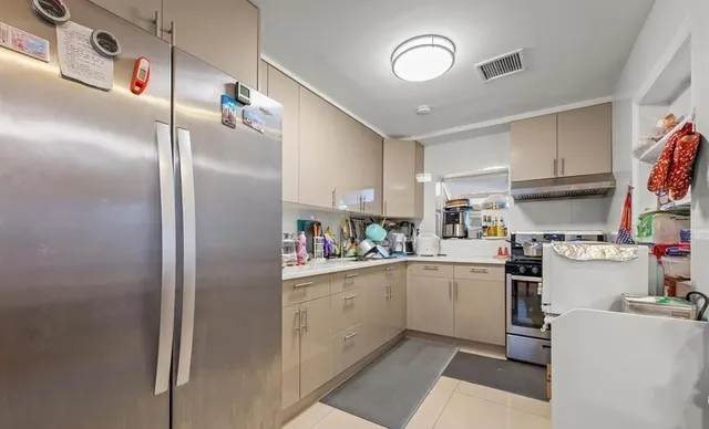 $679,000 | 669 West Fingerboard Road | Grasmere