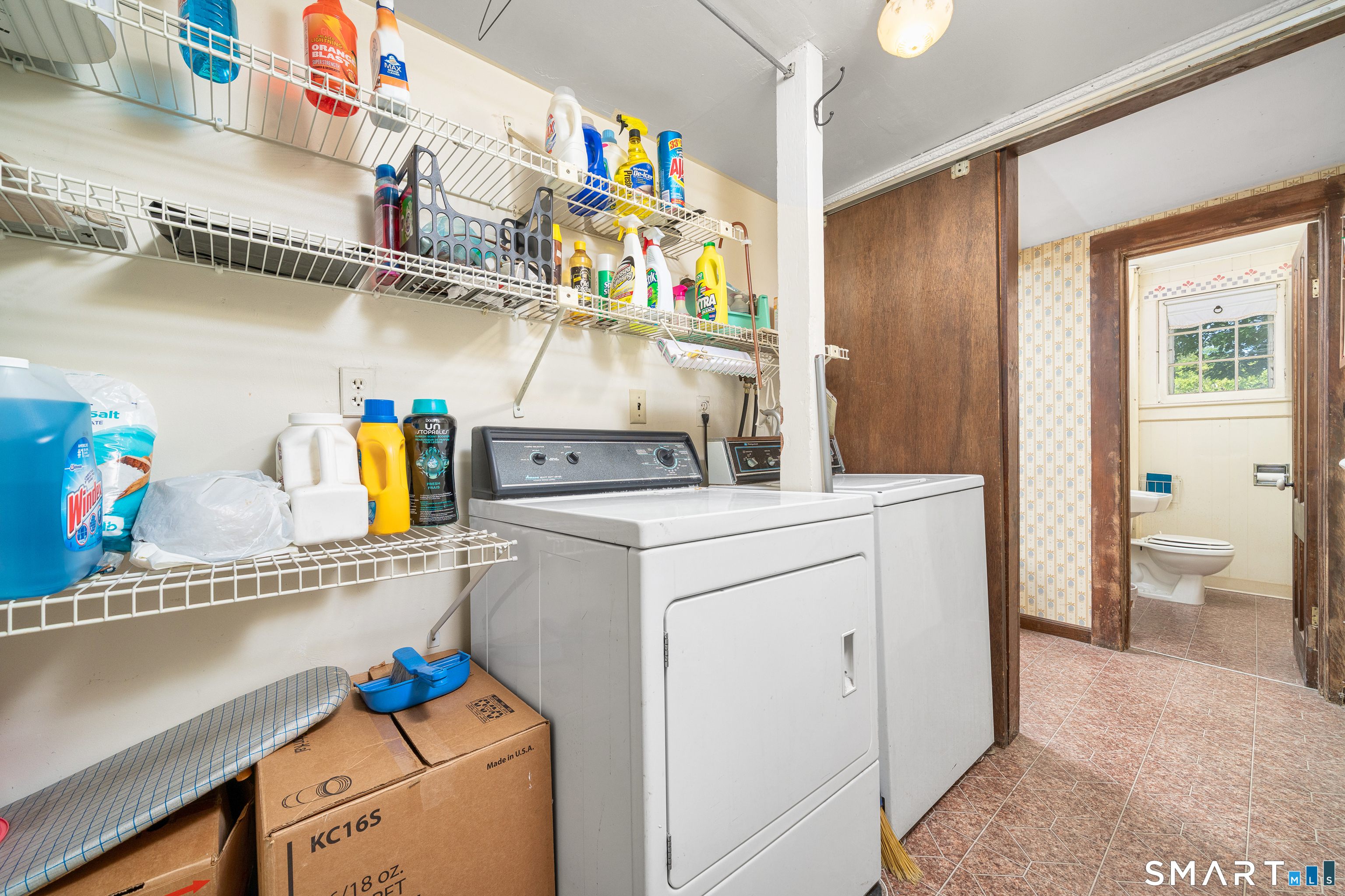 29 South Main Street Windsor Locks, CT 06096 - Photo 22 of 34