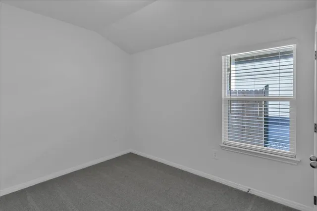 $2,300 | 5020 Hazelnut Lane, Del Valle, TX 78617