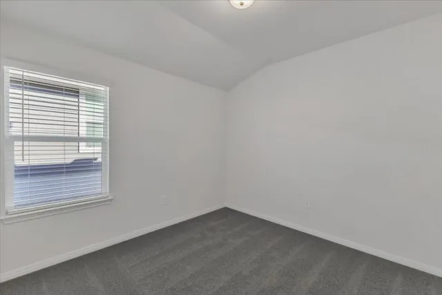 $2,300 | 5020 Hazelnut Lane, Del Valle, TX 78617