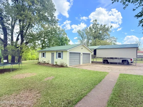 $269,000 | 118 County Road 606, Oakland, MS 38948
