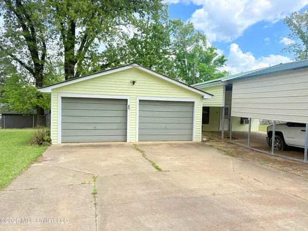 $269,000 | 118 County Road 606, Oakland, MS 38948