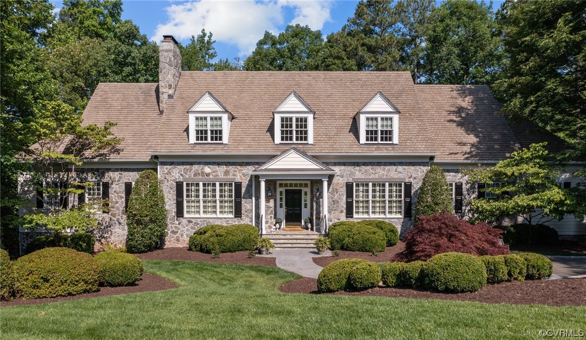 205 Kinloch Road Manakin-Sabot, VA 23103 - Photo 1 of 1 front view of a house with a yard