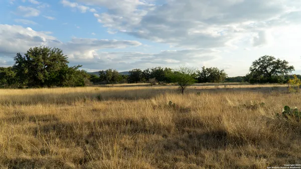 $1,482,000 | 1593 County Road 354, Utopia, TX 78884