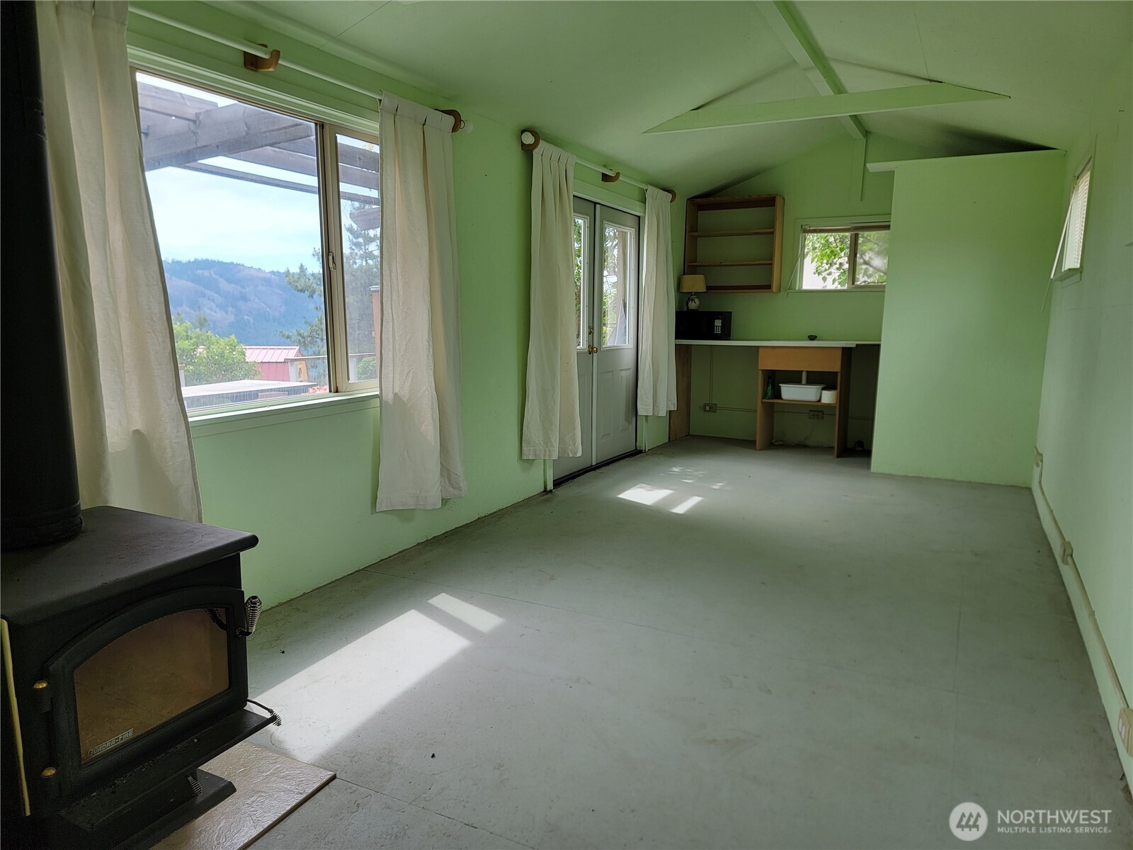 220 Center Road Republic, WA 99166 - Photo 19 of 40