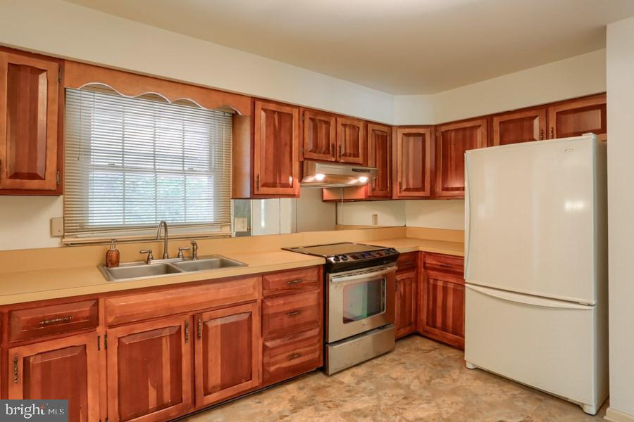 3311 Trinity Road Harrisburg, PA 17109 - Photo 4 of 25 Gallery Image 4
